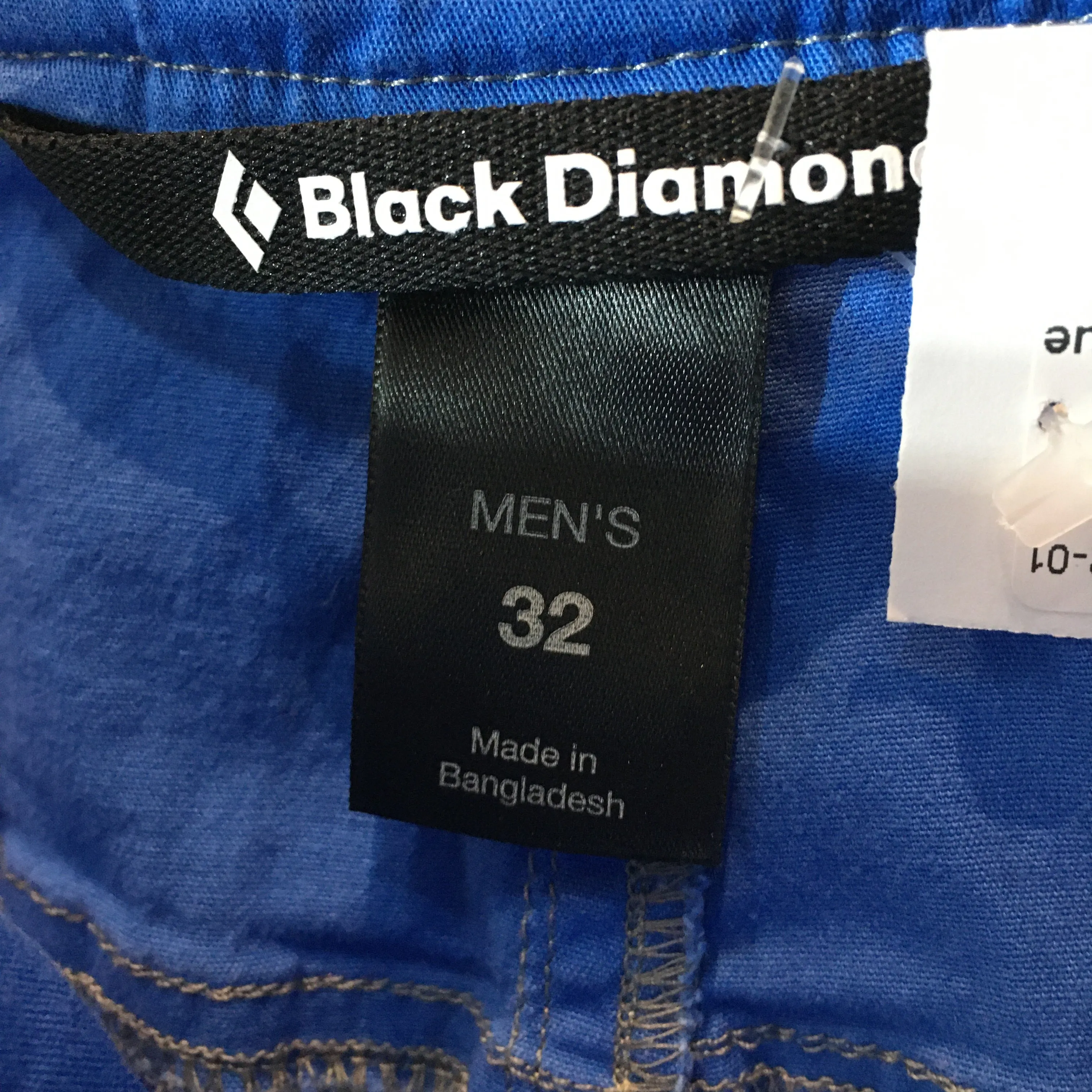Black Diamond Mens Hiking Shorts - Size 32 - Pre-owned - TPL4GV